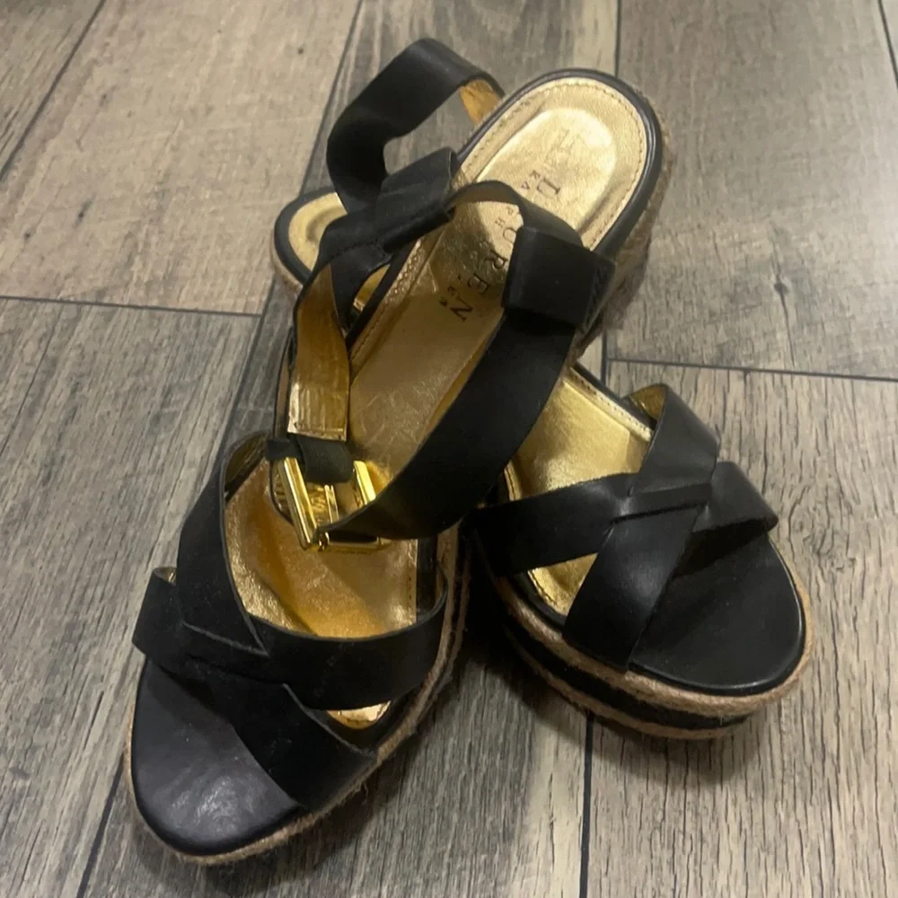 Ralph Lauren Wedge size 8.5B - Picture 1 of 5